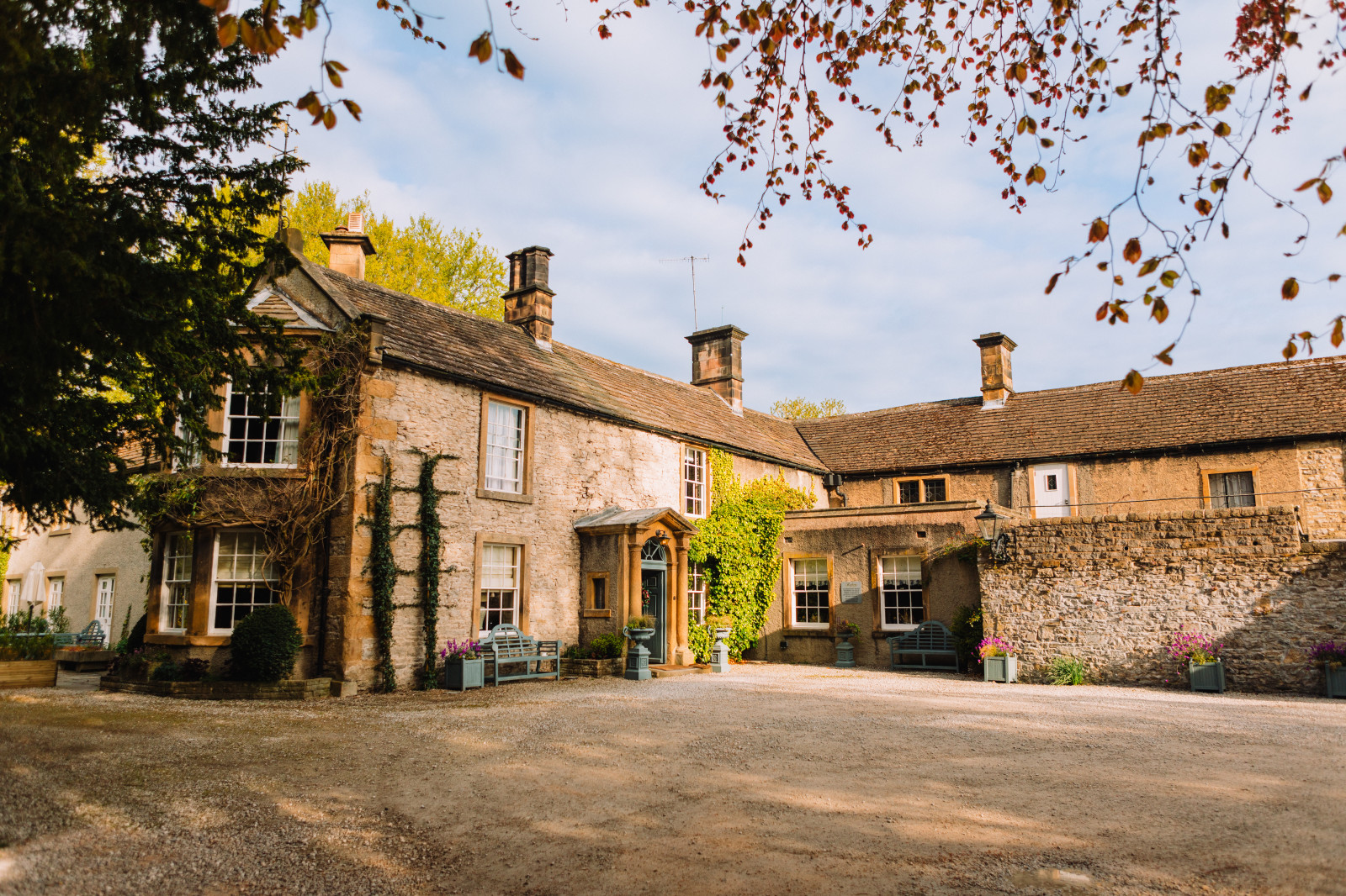 Home Riverside House Hotel